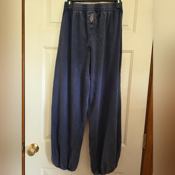 Free People Movement Hot Shot Pants Size XS New Without TAGS - Picture 8 of 10